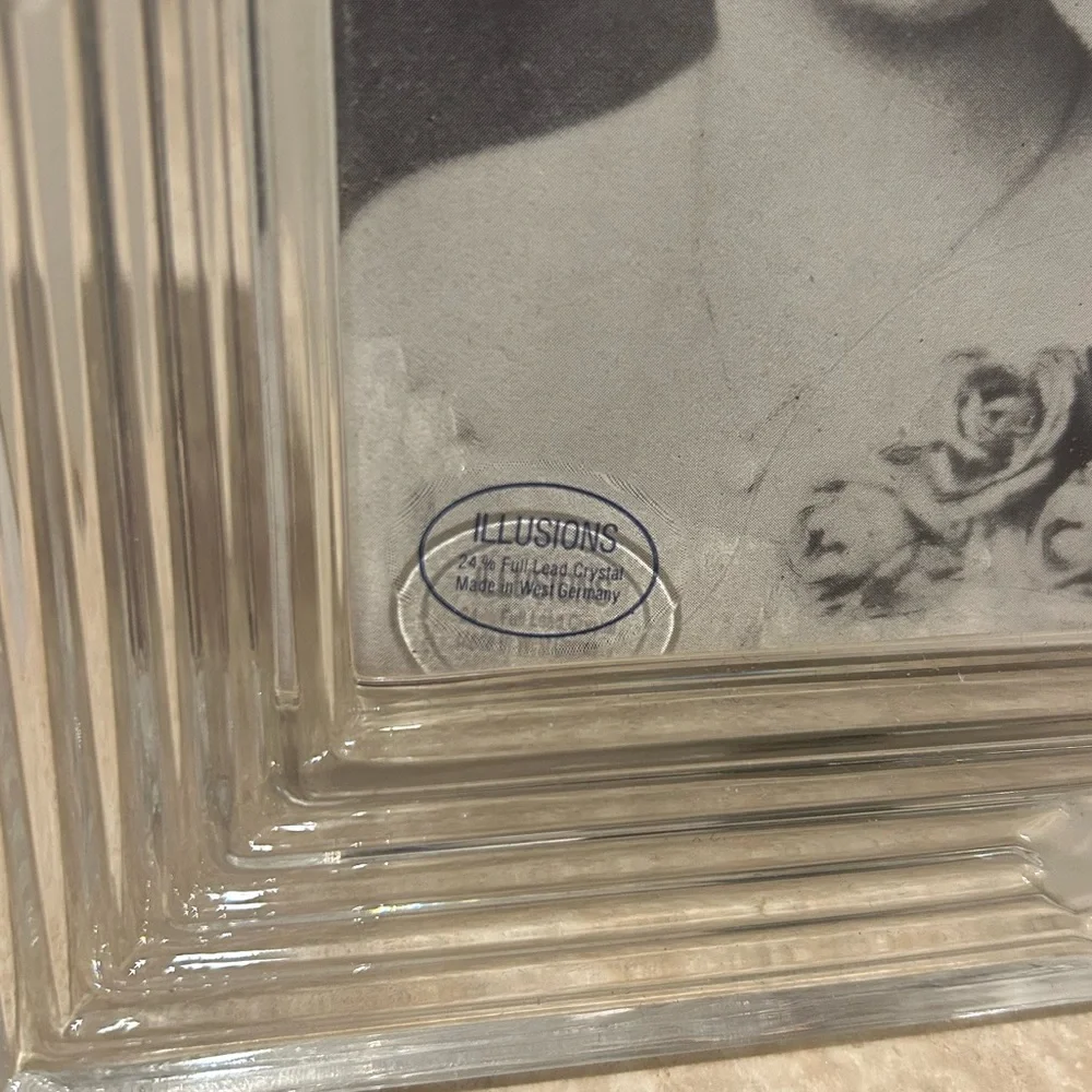 NEVER USED. VINTAGE Illusions Crystal Picture Frame. RARE & SOLID